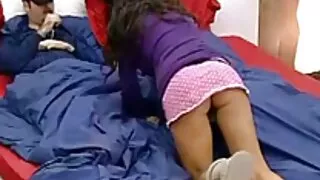 Loira sexy de short  ...
