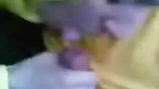 Garota loira voraz é ...