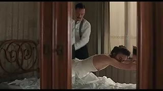 Cadela de cabelos es ...